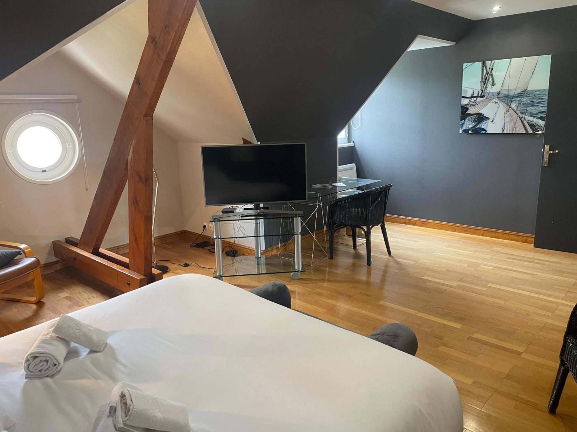 Villa Louise 阿罗芒什莱班 外观 照片